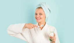 Safely Maintaining White Teeth with Sensitive Teeth