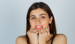 Do You Grind Your Teeth? 7 Warning Signs You Shouldn’t Ignore
